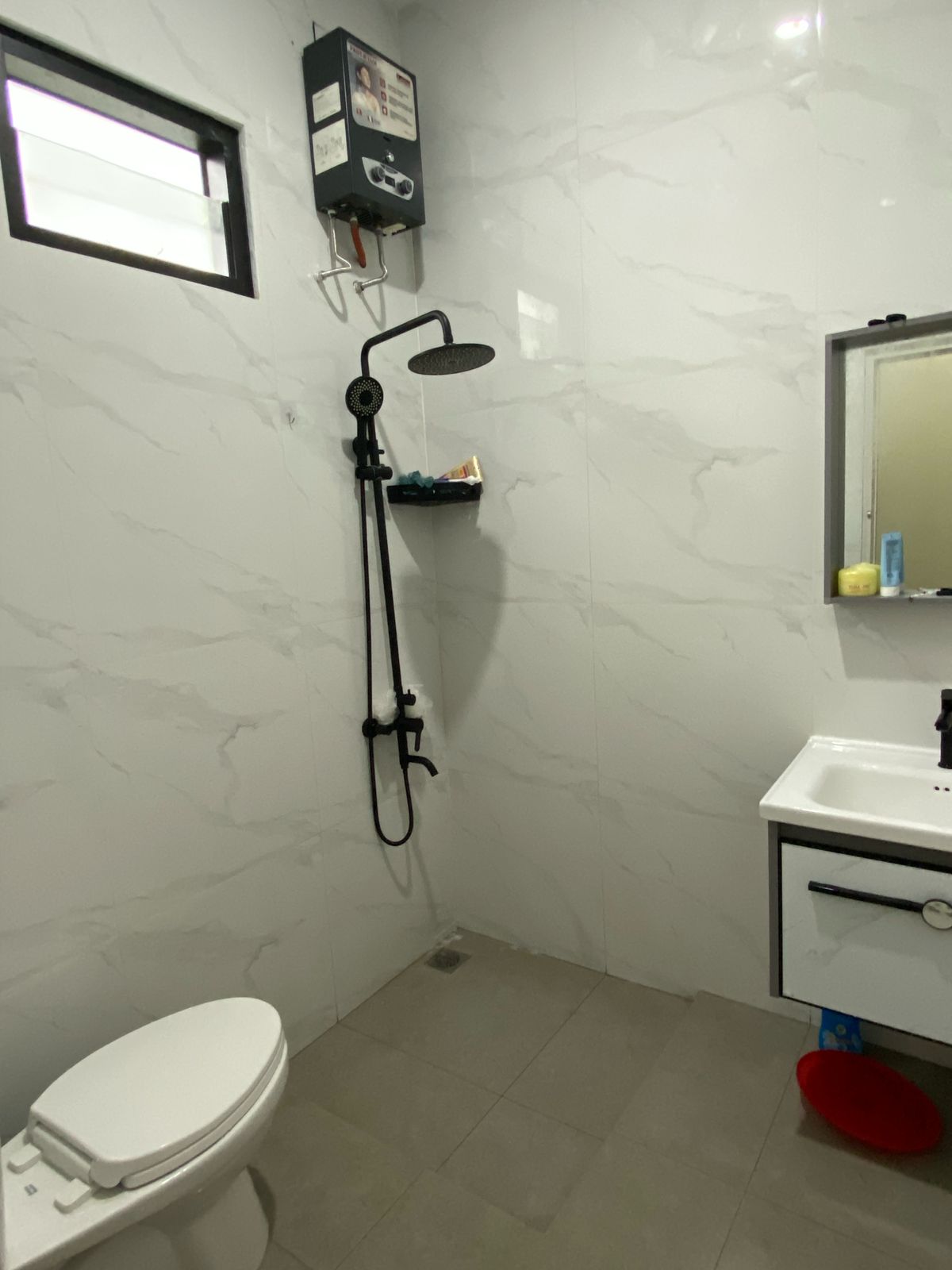 Disewakan Rumah Fully Furnished di Pasadena Deltamas Cikarang